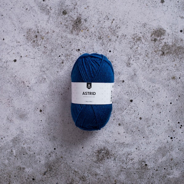 Astrid Ullgarn 50 g Brilliant blue Järbo