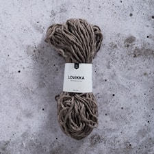 Lovikka Ullgarn 100 g Kakibrun (7605) Järbo