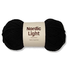 Nordic Light 100% ull 50 gr Salty Liquorice Black A781  Adlibris