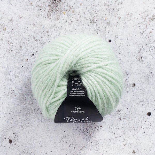 Tencel Blow alpakka-miks garn 50g Frozen Green 090 Svarta Fåret
