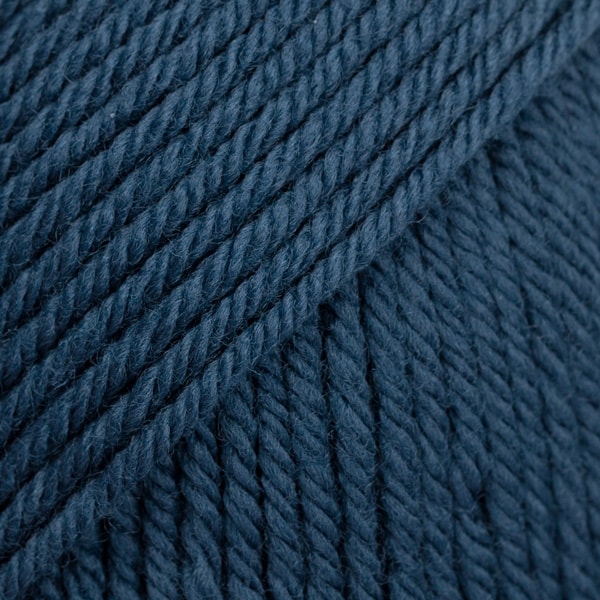 Daisy Uni Colour Ullgarn 50 g navy blue (19) Drops