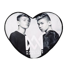 Sydämen muotoinen koristetyyny, Musta, Marcus & Martinus
