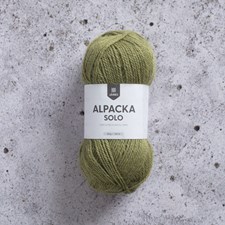 Alpacka Solo Ullgarn 50 g Olivgrön (29125) Järbo