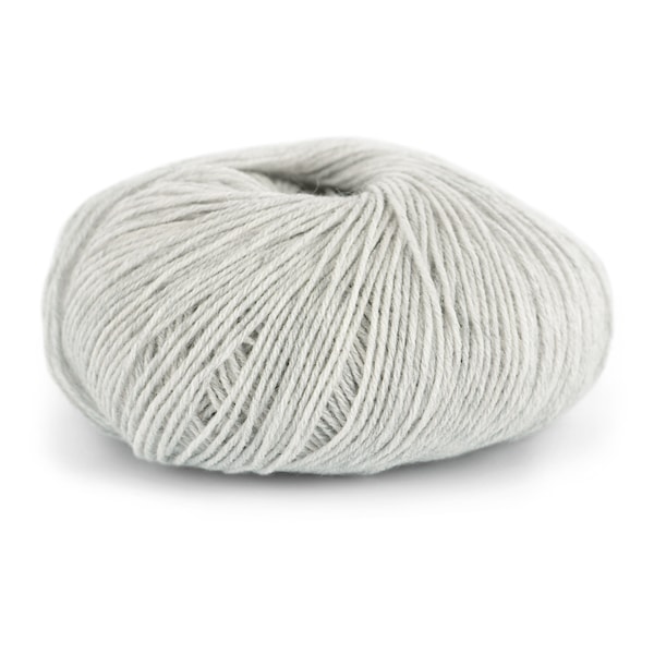 Knit At Home Superfine Baby Merino Ullgarn 50 g Lys Grå Melert 204