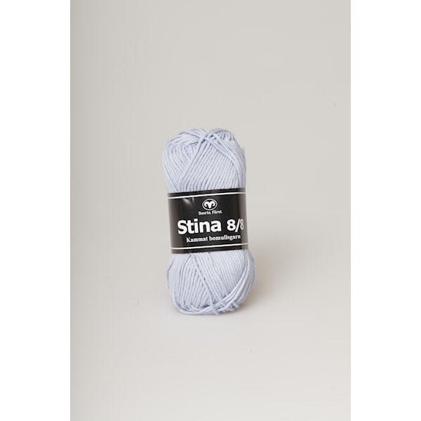 Stina 8/8 Garn Bomull 50 g lyseblå 265 Svarta Fåret