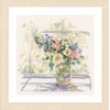 Kirjontapakkaus, laskettava ristipisto Bouquet of flowers 29 x 29 cm Lanarte